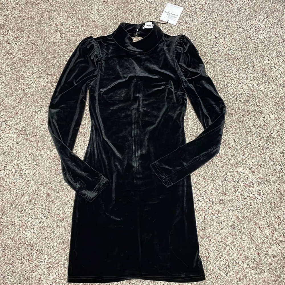 glamorous high neck long sleeve velvet dress- nwt